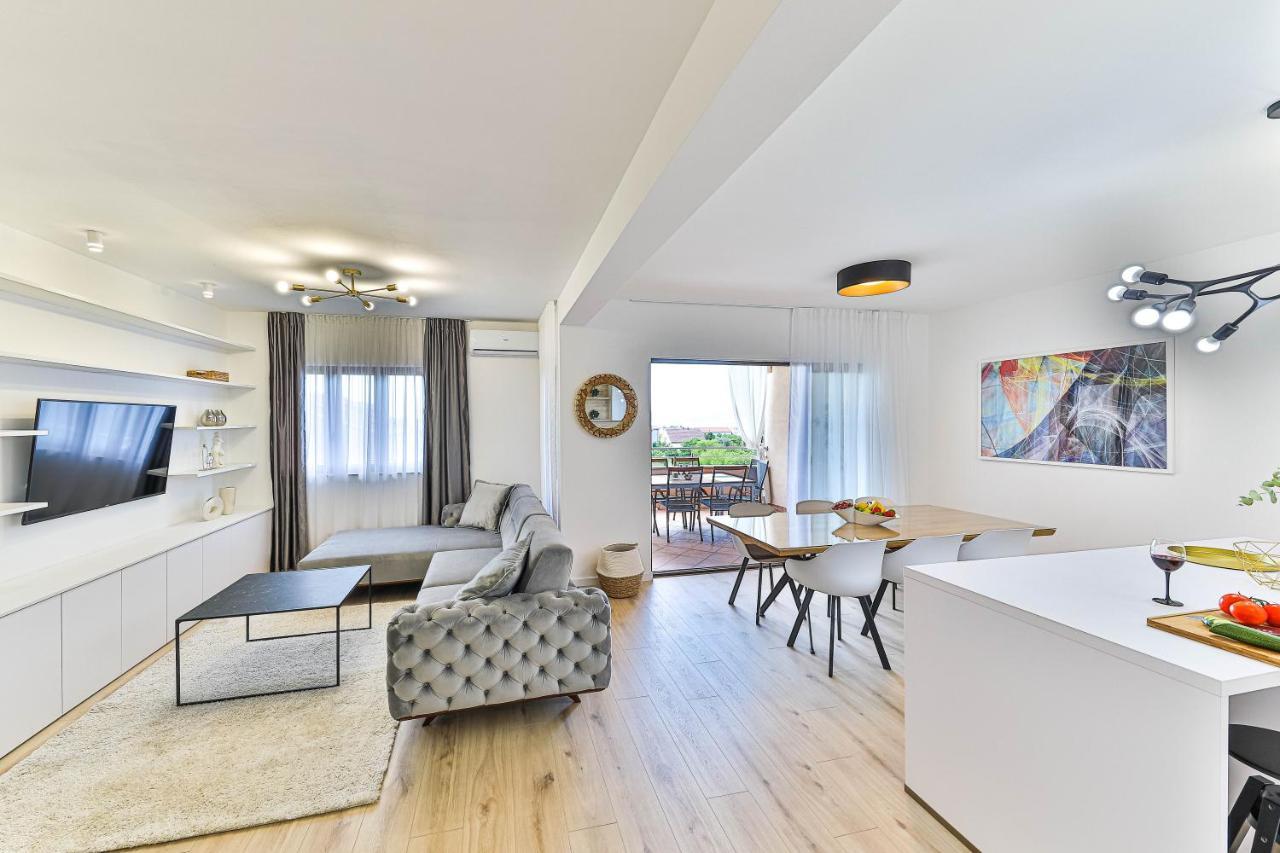 Apartmani Ana Kaštela Buitenkant foto