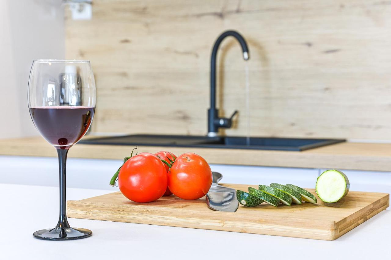 Apartmani Ana Kaštela Buitenkant foto