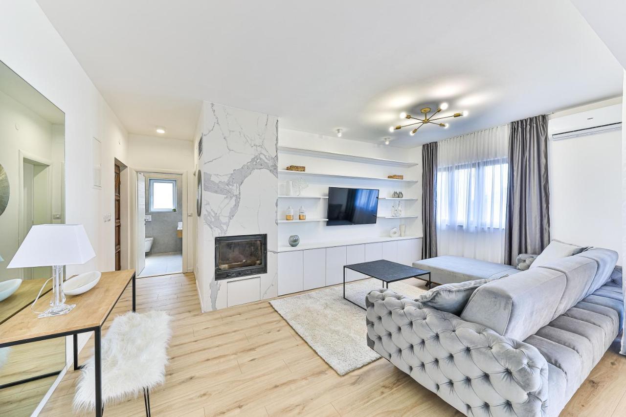 Apartmani Ana Kaštela Buitenkant foto