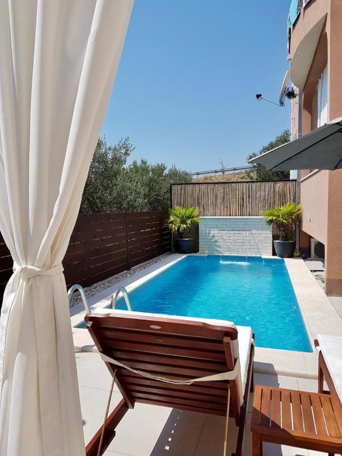 Apartmani Ana Kaštela Buitenkant foto