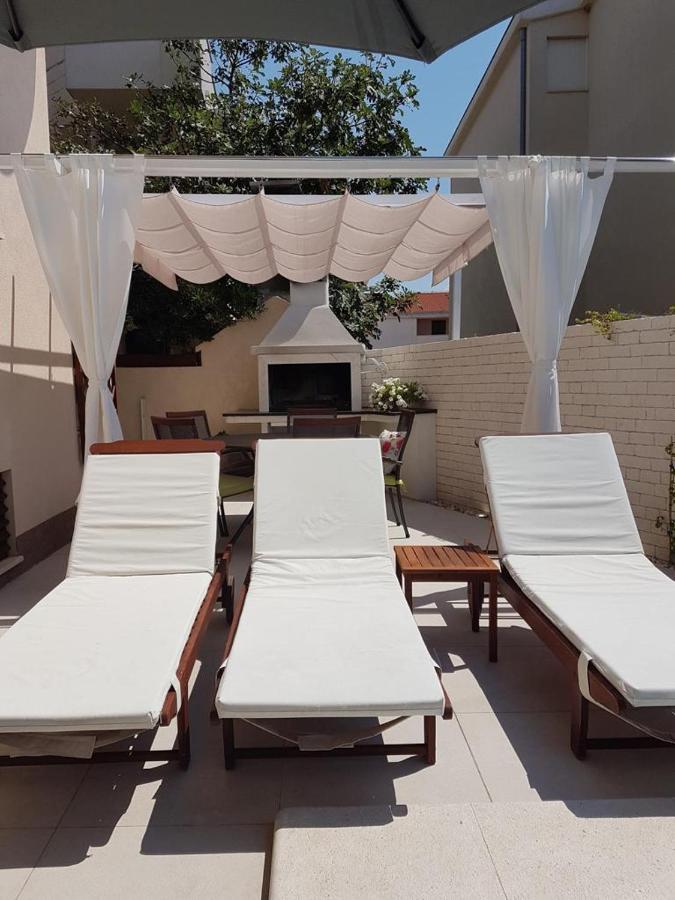 Apartmani Ana Kaštela Buitenkant foto