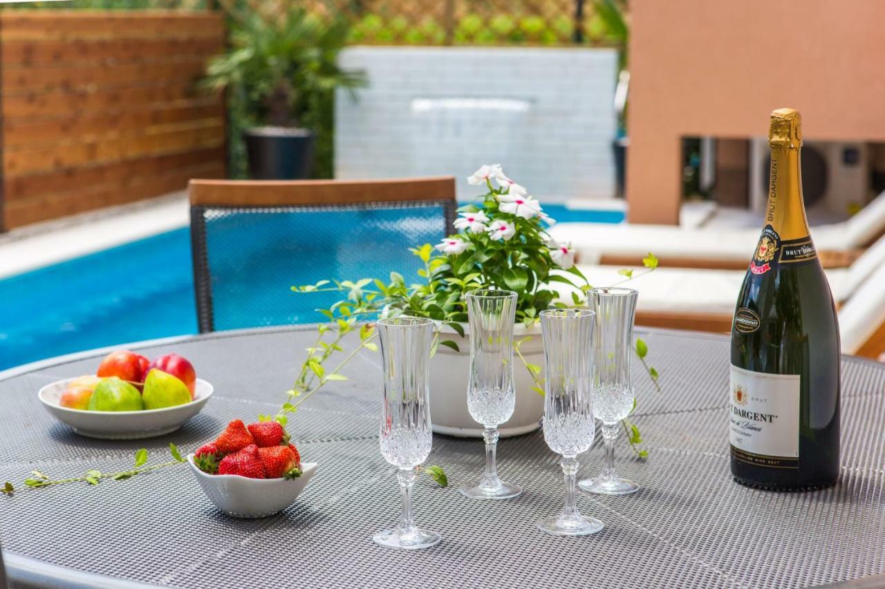 Apartmani Ana Kaštela Buitenkant foto