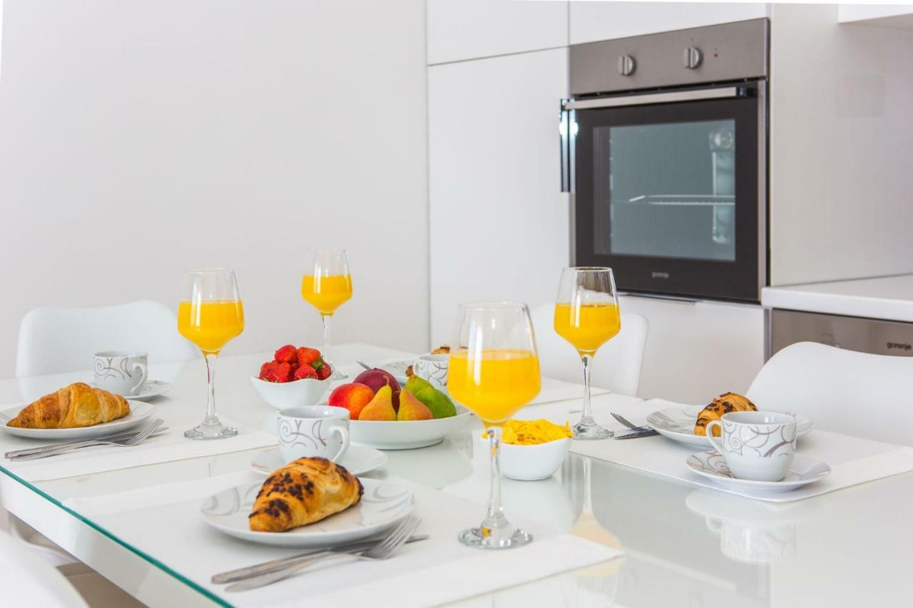 Apartmani Ana Kaštela Buitenkant foto