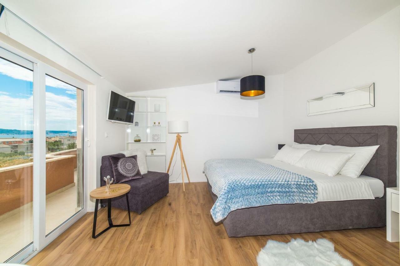 Apartmani Ana Kaštela Buitenkant foto