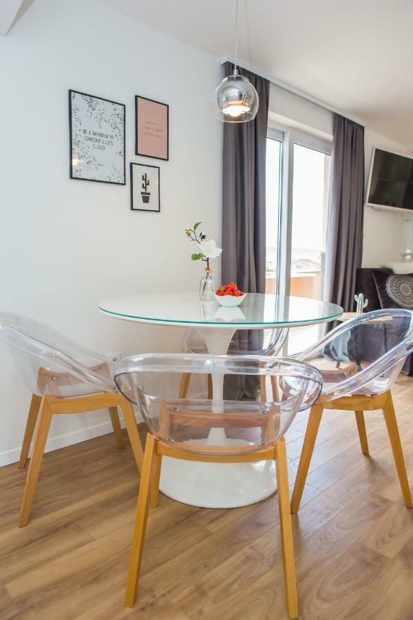 Apartmani Ana Kaštela Buitenkant foto